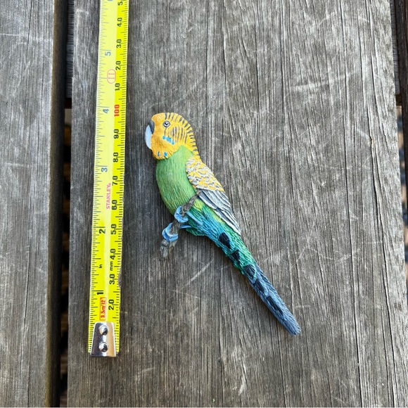 Vintage 90s Bird Refrigerators Magnets Set of Three Cockatoo Parakeet Brown Bird - Picture 8 of 9